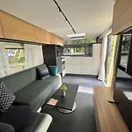 Tatil Evi Ferienhaeuser Insel Usedom - Luxuswohnwagen Doppeltuer Mit Whirlpool *