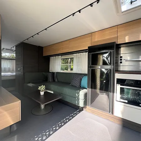 Ferienhaeuser Insel Usedom - Luxuswohnwagen Doppeltuer Mit Whirlpool * Lutow