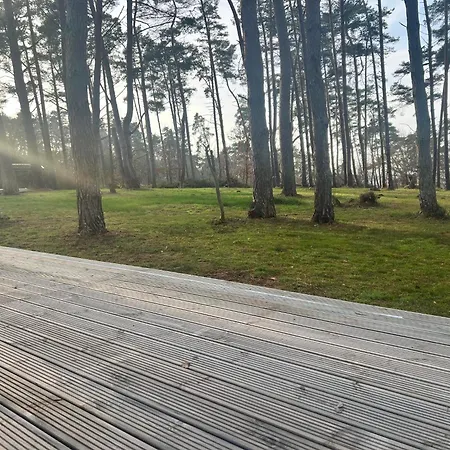 Ferienhaeuser Insel Usedom - Luxuswohnwagen Doppeltuer Mit Whirlpool Hébergement de vacances