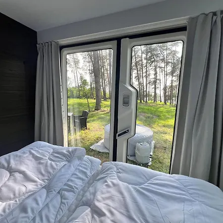 Ferienhaeuser Insel Usedom - Luxuswohnwagen Doppeltuer Mit Whirlpool