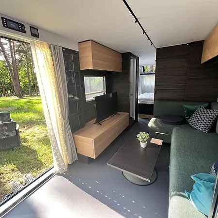 Ferienhaeuser Insel Usedom - Luxuswohnwagen Doppeltuer Mit Whirlpool * Lutow