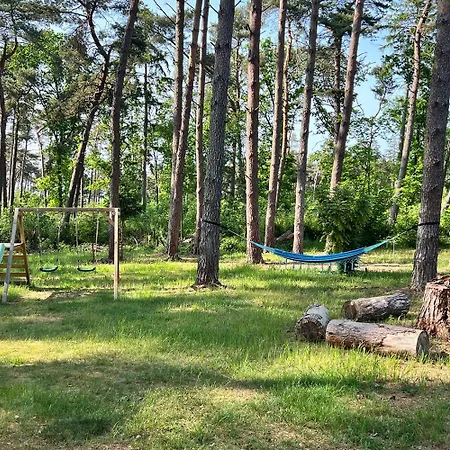 Ferienhaeuser Insel Usedom - Luxuswohnwagen Doppeltuer Mit Whirlpool Hébergement de vacances Lutow