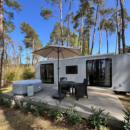 Ferienhaeuser Insel Usedom - Luxuswohnwagen Doppeltuer Mit Whirlpool Hébergement de vacances