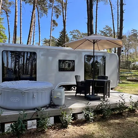 Ferienhaeuser Insel Usedom - Luxuswohnwagen Doppeltuer Mit Whirlpool Tatil Evi Lutow